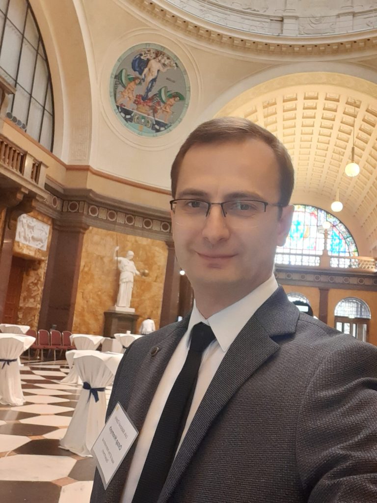 Остап Громиш