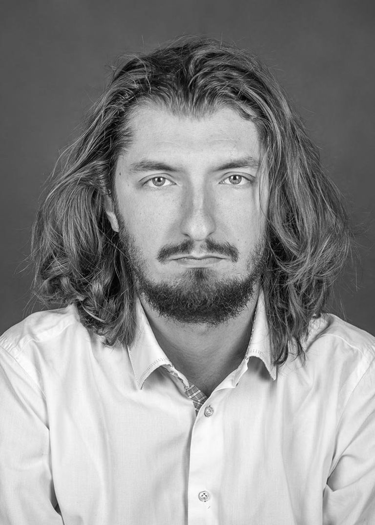 Олександр Чекмарьов