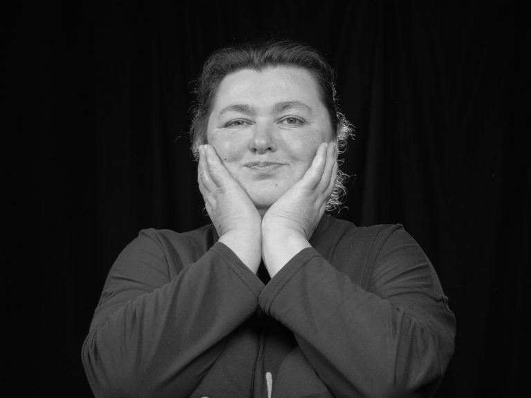Олена Хорташко